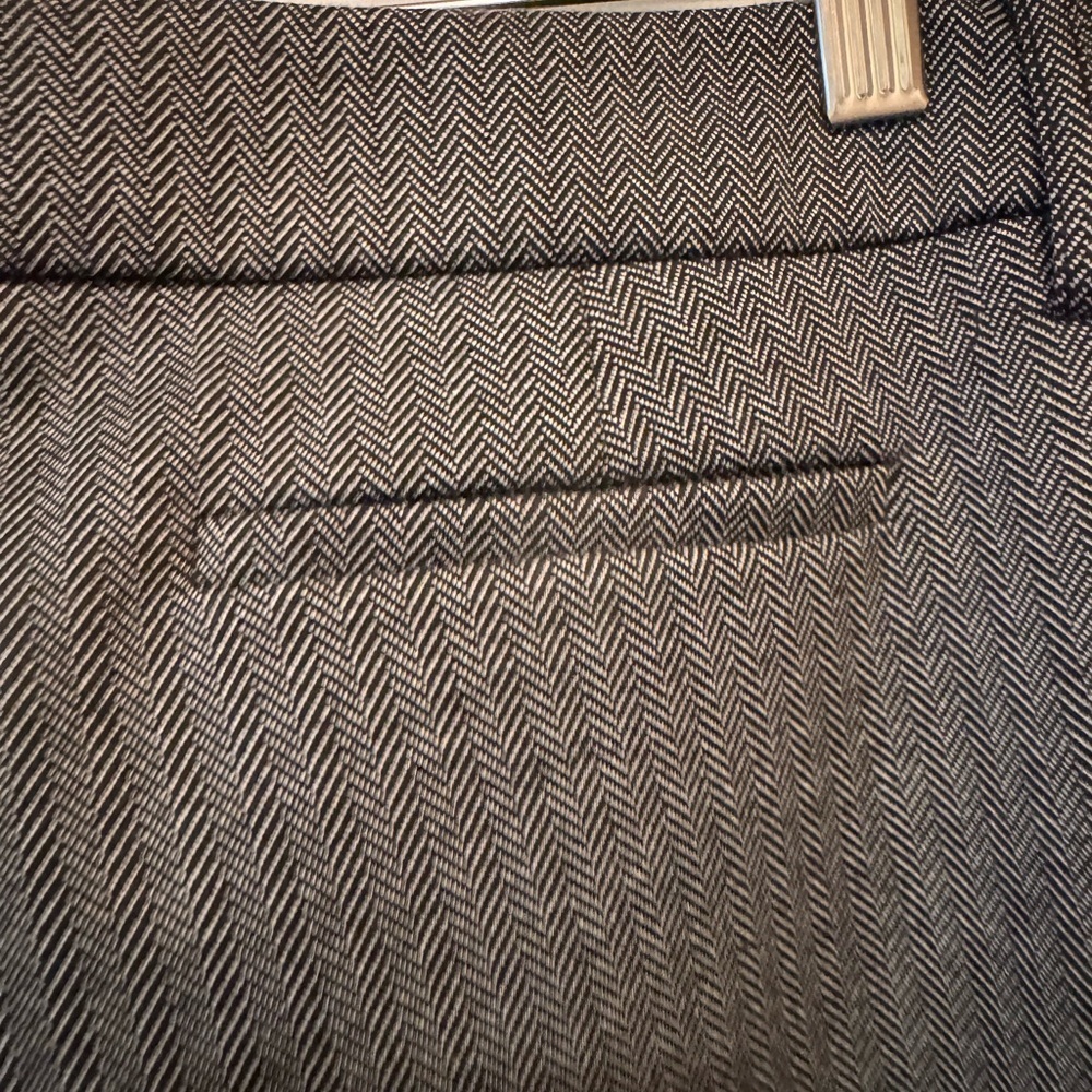 Anne Klein women’s white and black herringbone patterned Dress Trousers NWT - Picture 6 of 14